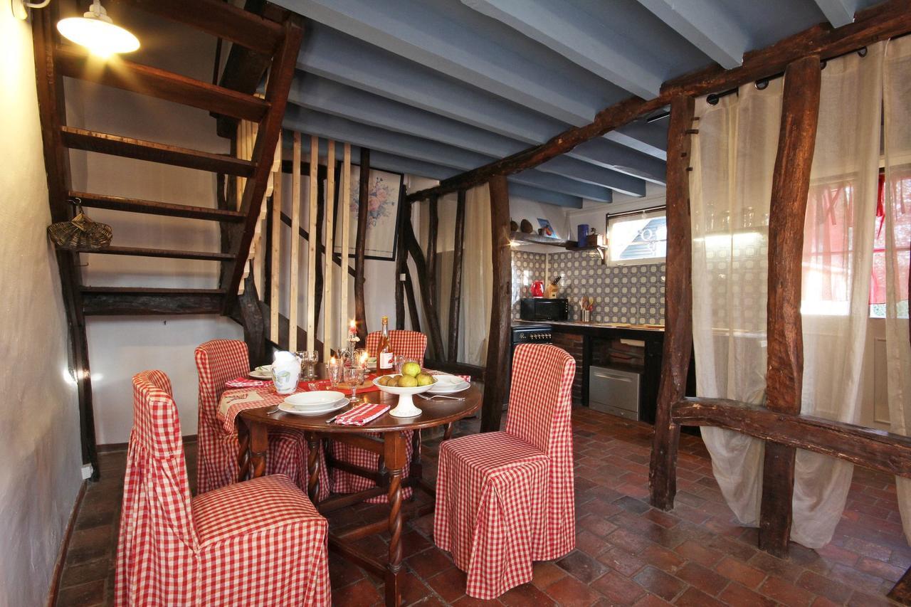 Le Pommenial De La Herissonniere Saint-Aubin-de-Bonneval Екстер'єр фото