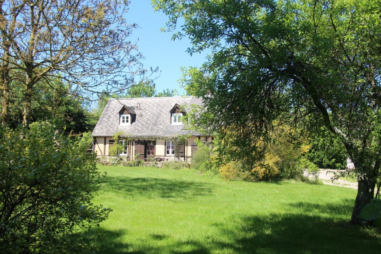 Le Pommenial De La Herissonniere Saint-Aubin-de-Bonneval Екстер'єр фото