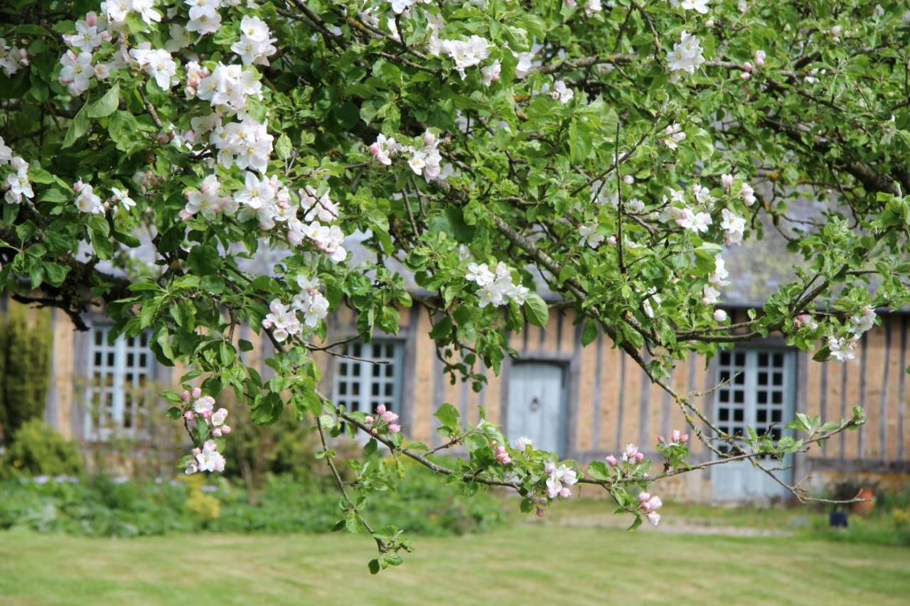 Le Pommenial De La Herissonniere Saint-Aubin-de-Bonneval Екстер'єр фото